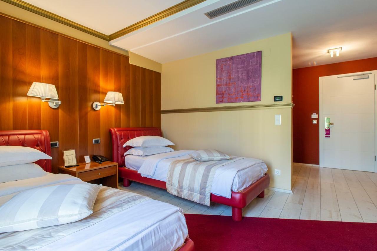Diplomat & Hotel 4*